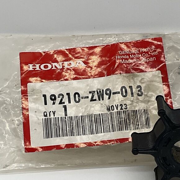 19210-ZW9-013 Honda OEM Marine Water Pump Impeller Preowned - Picture 2 of 5